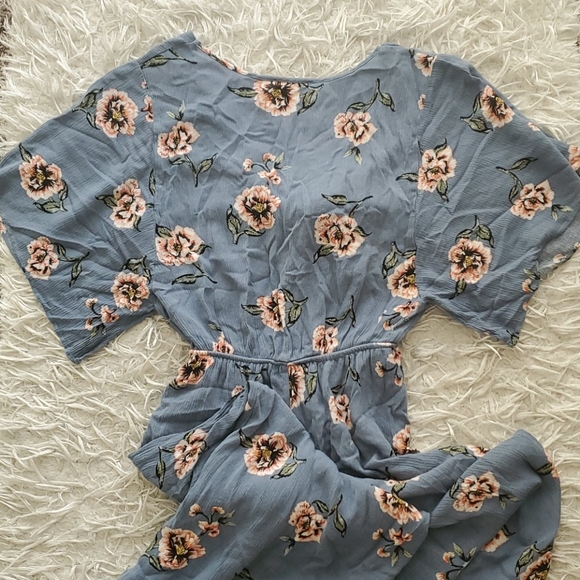 ❤ Everly Floral Jumpsuit S ❤ - Picture 5 of 6